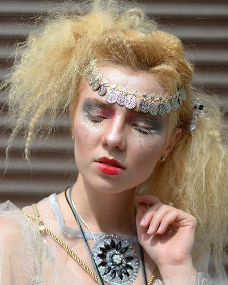 Макияж: Makeup 
