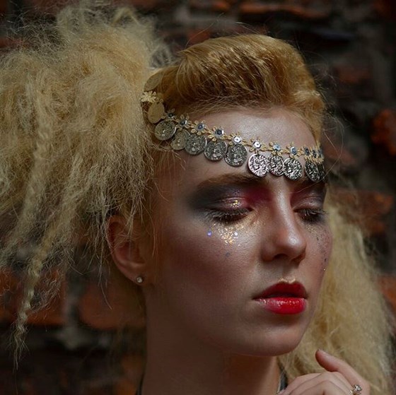 Макияж: Makeup 
