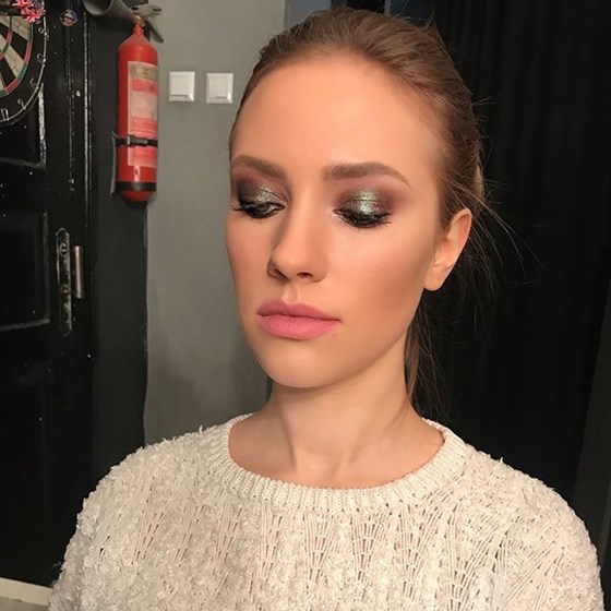Макияж: Makeup 