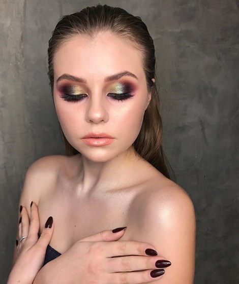 Макияж: Makeup 