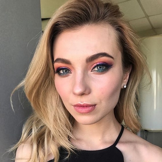 Макияж: Makeup 